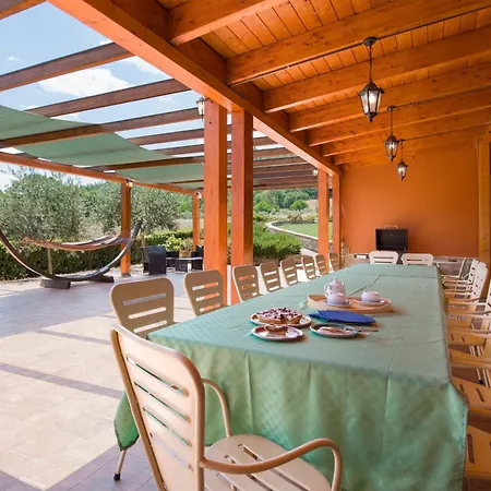 Abate Pool, Ac, Wifi, Potenza Trivigno